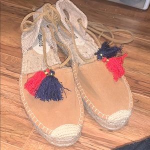 Womens Soludos Sandals